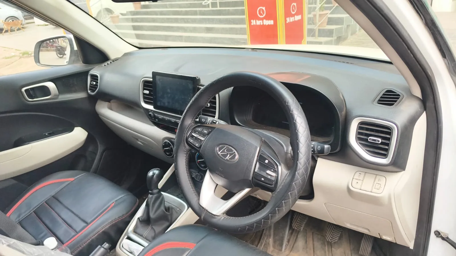 HYUNDAI VENUE 1.2 KAPPA 2025 thumbnail 5